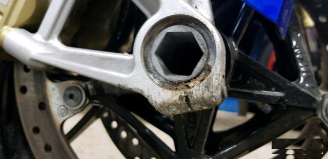 Перо правое Bmw s1000rr 31 42 8 548 864