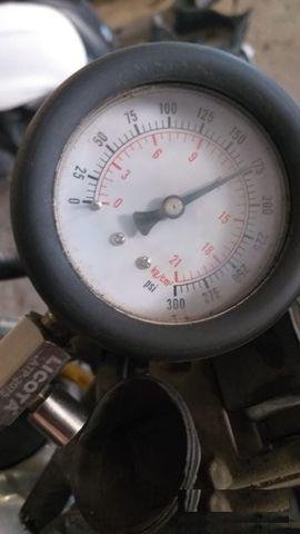 Двигатель Honda bros 400