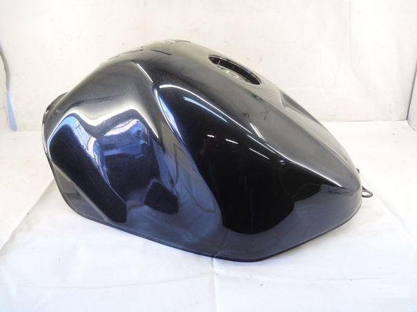 Топливный бак Suzuki GSX-R1000 K1 2001
