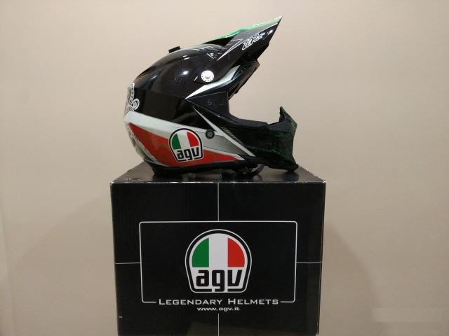 Шлем AGV AX-8 Evo