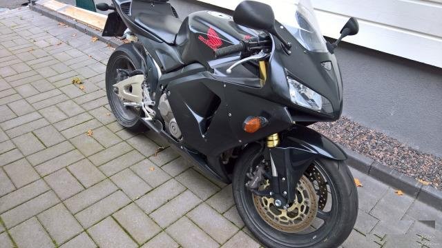 Разбор Honda CBR600RR по запчастям