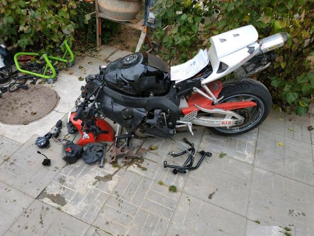 Cbr1000 rr 04-07 разбор