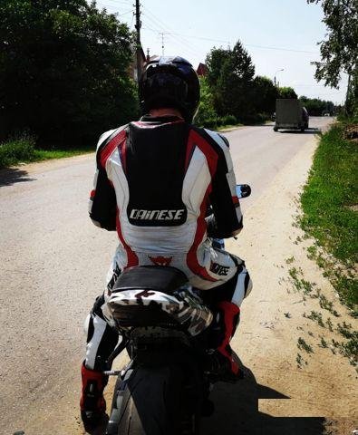 Мотокомбенизон dainese