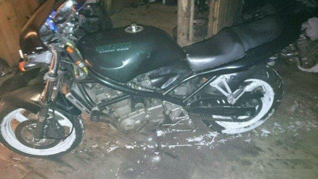 Suzuki Bandit 400 - 1