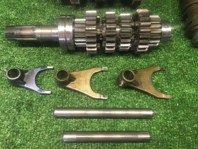 Коробка передач кпп Suzuki GSX-R 1000 K1 K2 T708