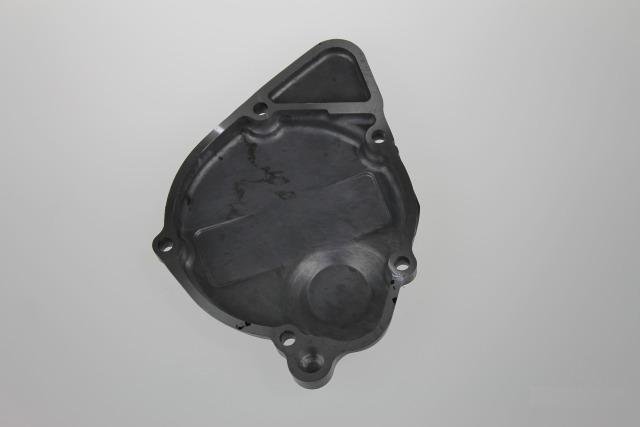Крышка генератора на Suzuki GSX1200S GSX750