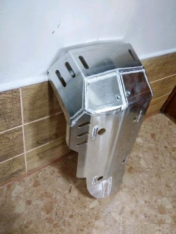 Защита картера двигателя на BMW F800GS F700GS GS