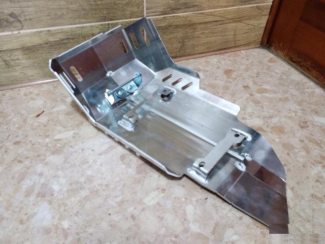 Защита картера двигателя на BMW F800GS F700GS GS