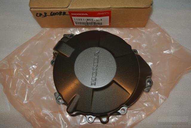 Крышка генератора двигателя honda CBR600RR №176