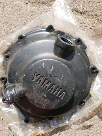 Yamaha 2000/2006 год крышка двигателя