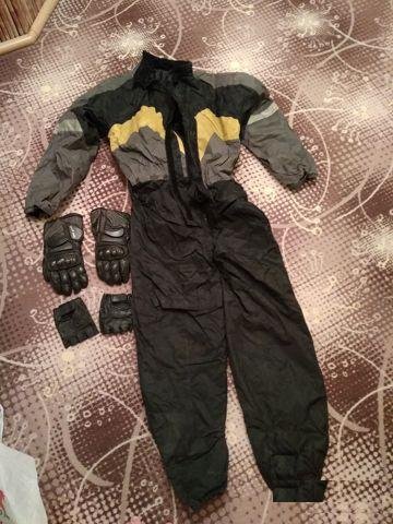Мотодождевик Uvex+ 2 мотоперчатки аlpinestars
