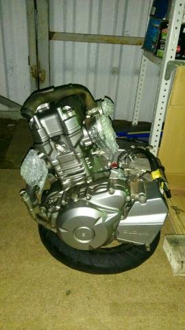 Suzuki gsr250 двигатель