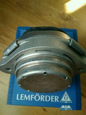 Подушка двигателя lemforder 33244 01
