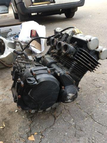 Двигатель Yamaha FZS600