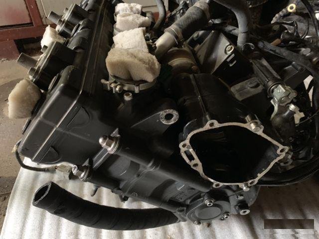 Двигатель Yamaha fz8