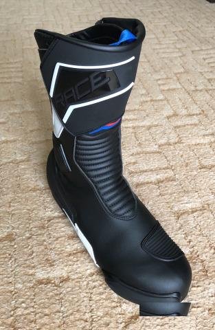 Мотоботинки BMW Race (модель 2019)
