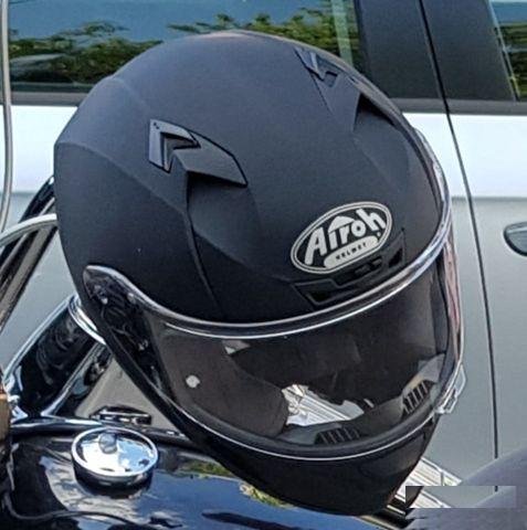 Шлем Airoh Valor Black Mat