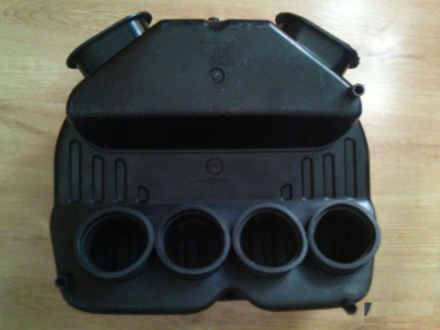 Air box suzuki gsxr 750(корпус воздушного фильтра)
