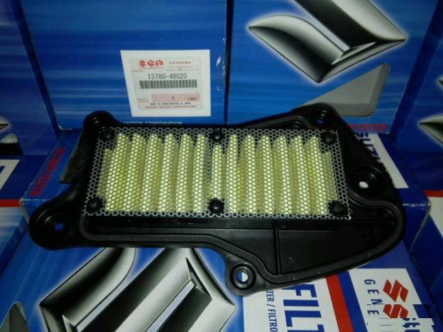 Воздушный фильтр Suzuki оригинал 13780-48G20
