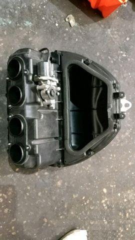 Корпус воздушного фильтра yamaha R1 07-08