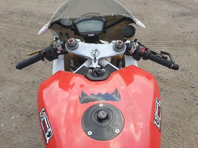 Ducati 848
