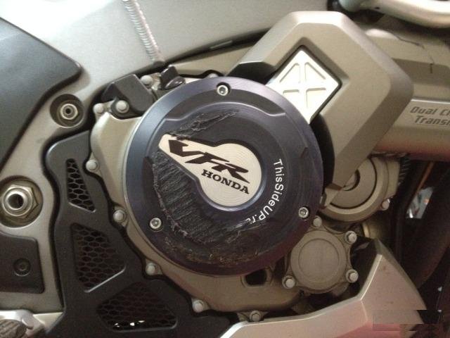 Защита DCT правой крышки VFR1200