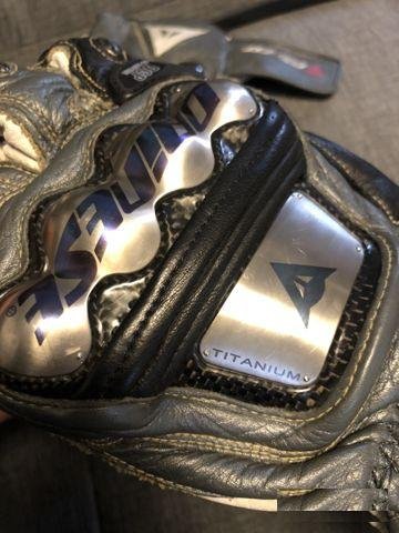 Мотоперчатки Dainese titanium