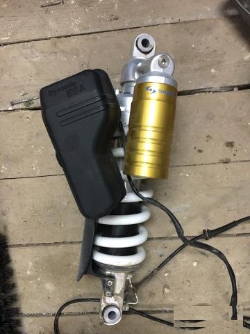 Задний амортизатор bmw r1200gs