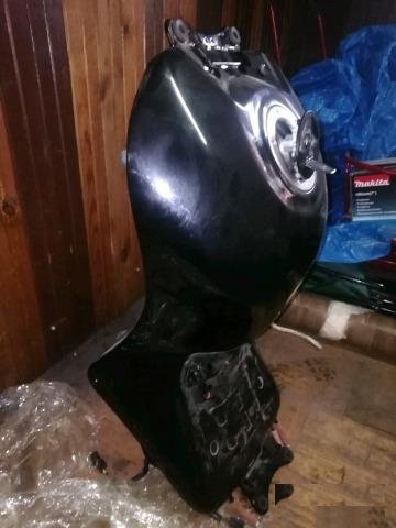Бензобак Zzr1400 gtr1400