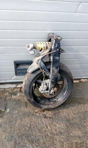 Маятник задний колесо Ямаха р6 / Yamaha R6 99-02