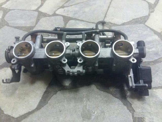 Инжектор Suzuki gsxr 750 l1+
