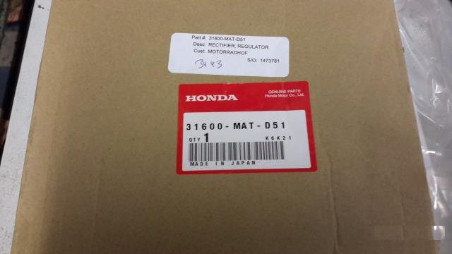 Реле регулятор honda CBR1100XX 31600matd51