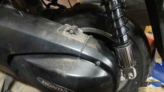 Задний амортизатор Honda Silver Wing