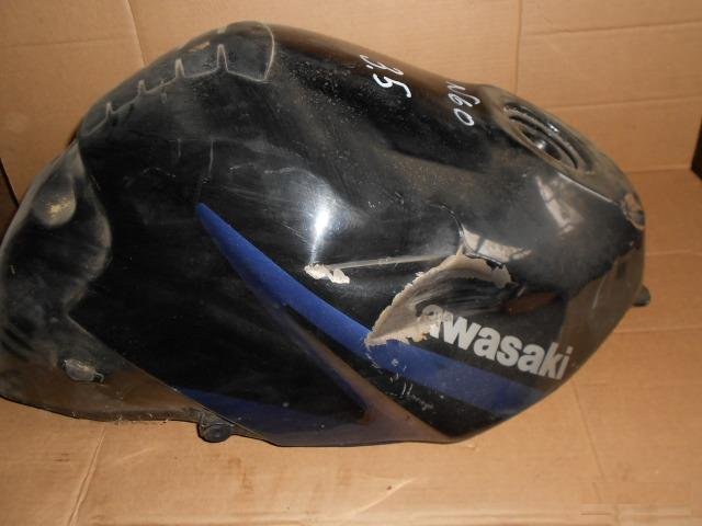 Бензобак Kawasaki ZZR 1100-1 N60