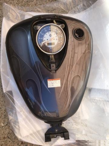 Бензобак Yamaha Drag Star 1100
