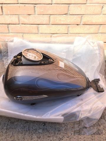Бензобак Yamaha Drag Star 1100