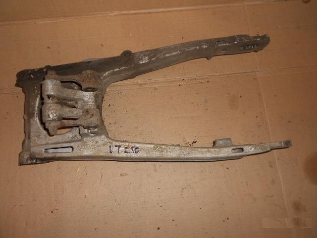Задний маятник honda VT250