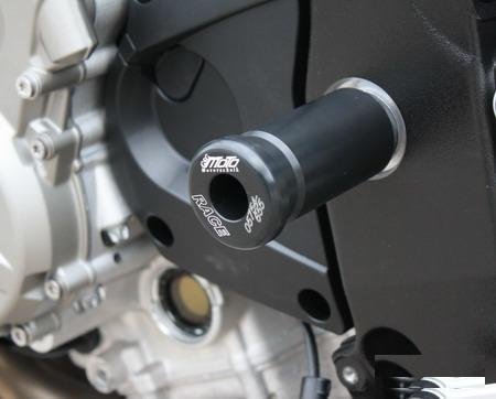 Слайдеры GSG в ось маятника для BMW S1000R/RR