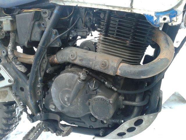 Двигатель Suzuki DR650R(RSE) с проводкой и навесны