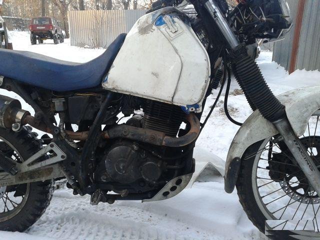 Двигатель Suzuki DR650R(RSE) с проводкой и навесны