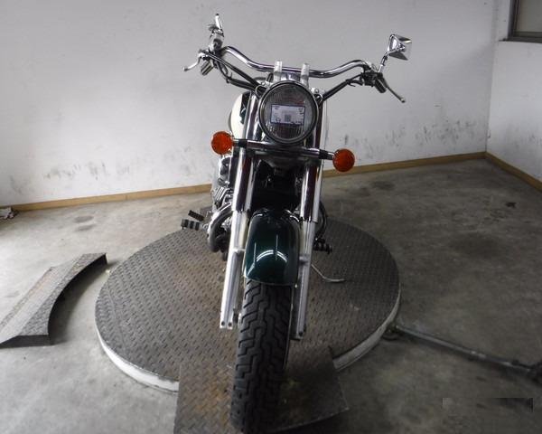 Honda VT 400 shadow