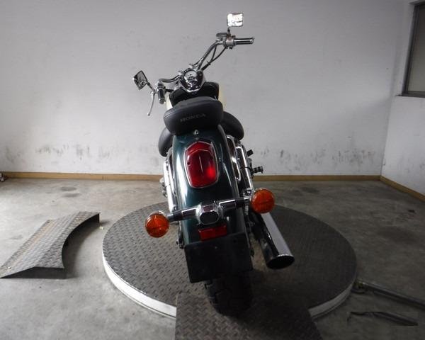 Honda VT 400 shadow