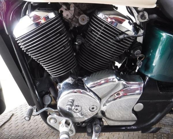 Honda VT 400 shadow