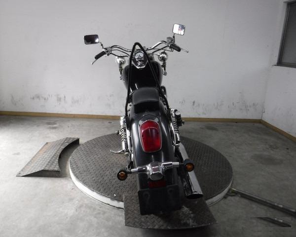 Honda VT 400 shadow