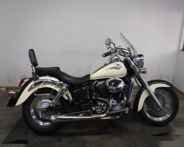 Honda VT 400 shadow