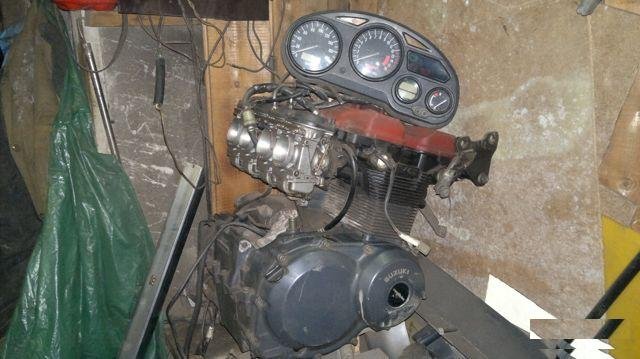 Мотоциклетный двигатель suzuki RF 400