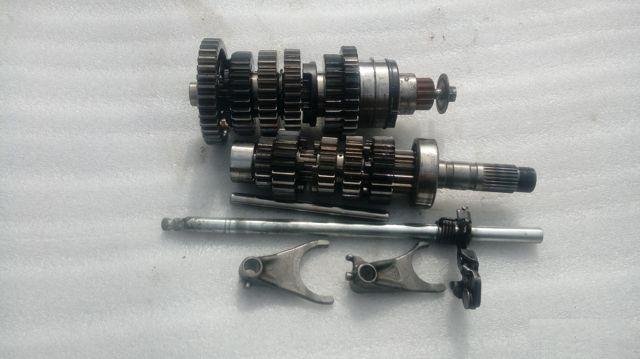 Honda CBR954RR кпп на запчасти