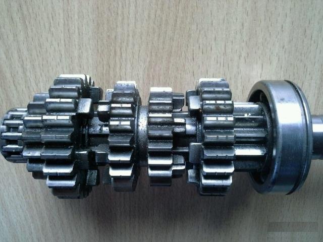 Коробка передач на Kawasaki ZZR 400-600 1-2