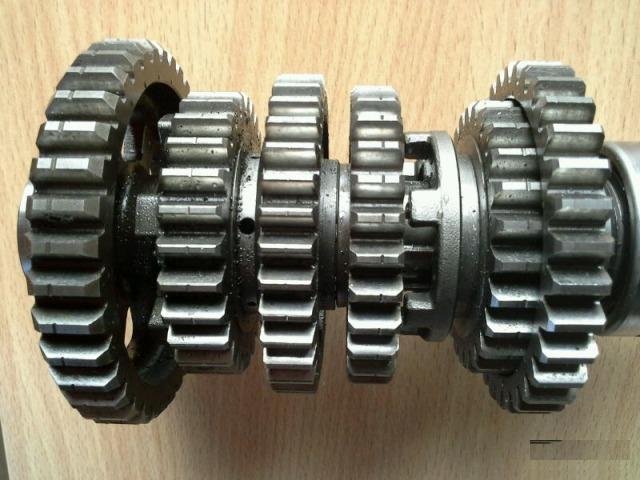 Коробка передач на Kawasaki ZZR 400-600 1-2