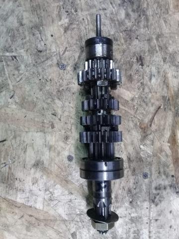 Коробка передач Suzuki GSX400R